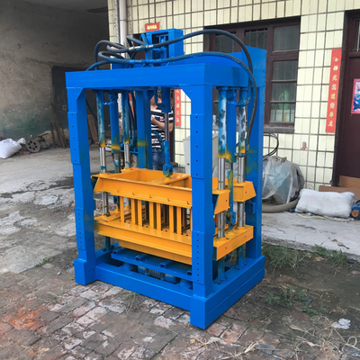 Macchina per fabbricare i mattoni automatica funzionale della macchina di metallurgia QT18-15 multi