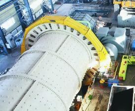 Minerale metallifero autogeno del mulino a palle di depressione che frantuma 700 - 1500 chilowatt per estrazione mineraria